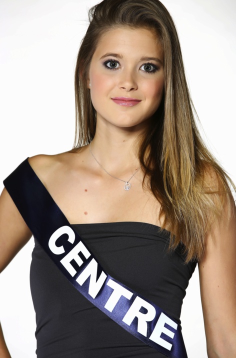 Miss Centre, Amanda Xeres, 19 ans, 1,75 m, en 2nd année de Biologie et chimie