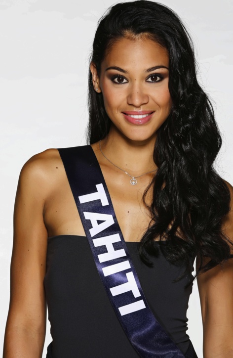 Miss Tahiti, Hinarere Taputu, 24 ans, 1,77 m, étudiante en Master de gestion hôtelière