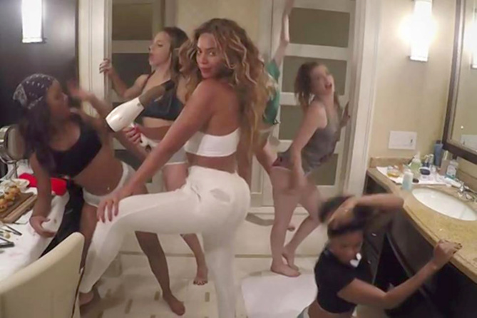Clip 7/11 de Beyoncé: the buzz! Clip 7/11 de Beyoncé: the buzz!