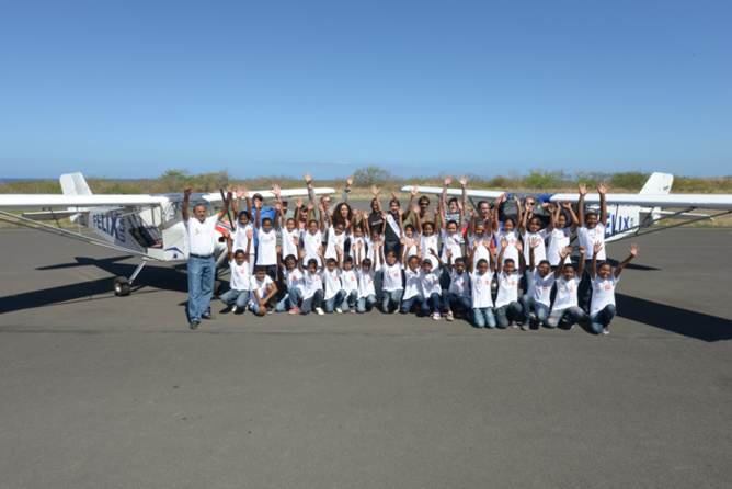 Baptême en ULM avec la 1ère dauphine de Miss Réunion Baptême en ULM avec la 1ère dauphine de Miss Réunion