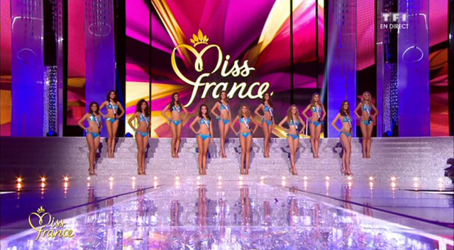 Les 12 demi-finalistes sélectionnées: Miss Aquitaine, Roussillon, Guadeloupe, Picardie, Provence, Tahiti, Ile-de-France, Nouvelle-Calédonie, Alsace, Côte d'Azur, Nord-Pas-de-Calais, Centre.