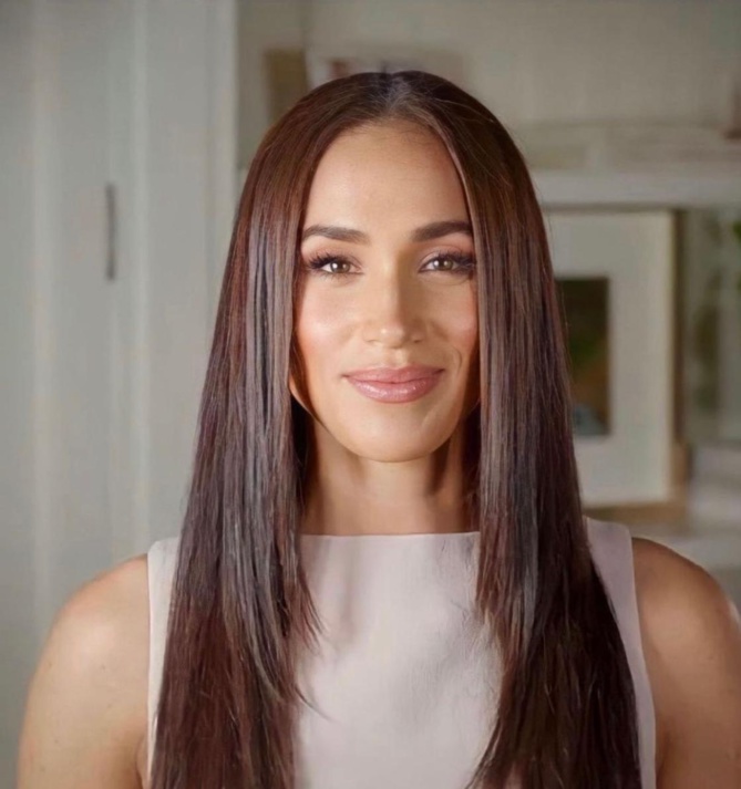 Meghan Markle: sa nouvelle coupe de cheveux fait le buzz sur les réseaux sociaux. Meghan Markle: sa nouvelle coupe de cheveux fait le buzz sur les réseaux sociaux.