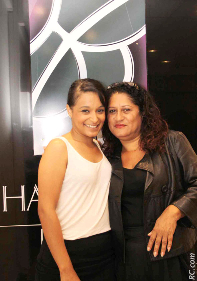 Avec Dominique Payet, sa tante Avec Dominique Payet, sa tante