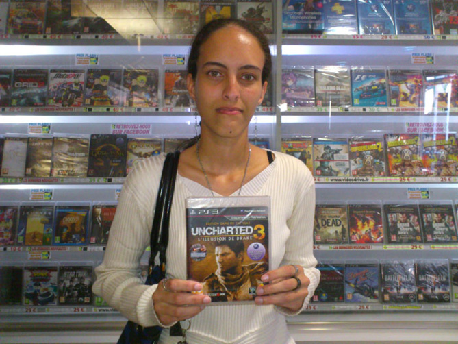 Laure Gaudens a gagner UNCHARTED 3 sur Playstation 3 Laure Gaudens a gagner UNCHARTED 3 sur Playstation 3