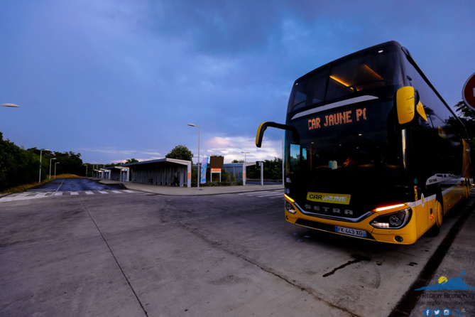 Mise en service de la voie réservée aux Transports en Commun - RN2 Sainte-Marie Mise en service de la voie réservée aux Transports en Commun - RN2 Sainte-Marie