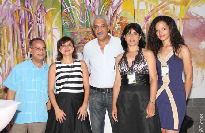 Azeddine Bouali, et l’Equipe Administrative de la FRT Azeddine Bouali, et l’Equipe Administrative de la FRT