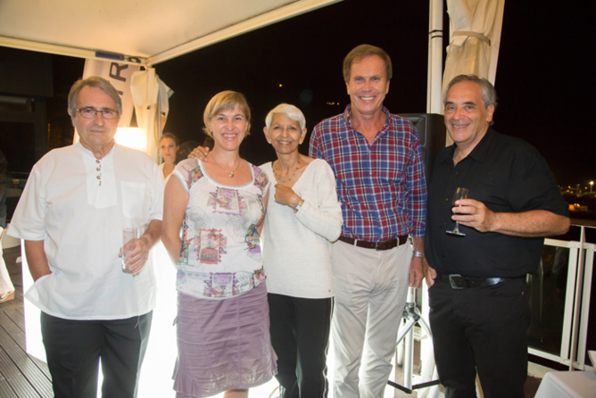 Jean-Claude Cazaubon, Catherine Aouate, Mamie Breslaw, Bernard Sage, et Jean-Marc Breslaw Jean-Claude Cazaubon, Catherine Aouate, Mamie Breslaw, Bernard Sage, et Jean-Marc Breslaw