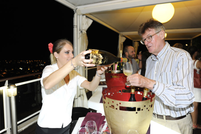 Champagne <br>Cuvée de prestige Piper-Heidsieck Champagne <br>Cuvée de prestige Piper-Heidsieck