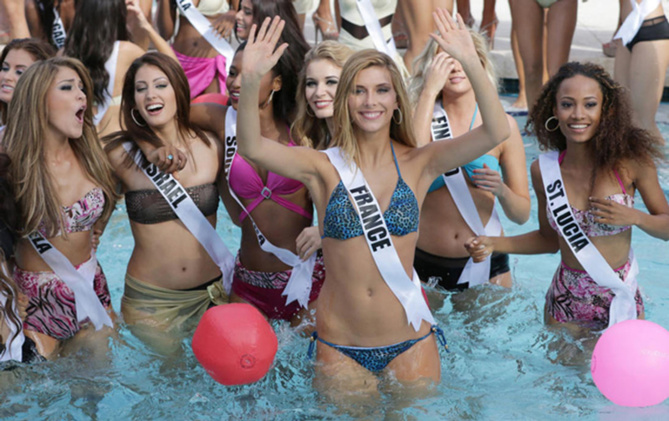 Miss Univers le 25 janvier <br>Les candidates en maillot de bain