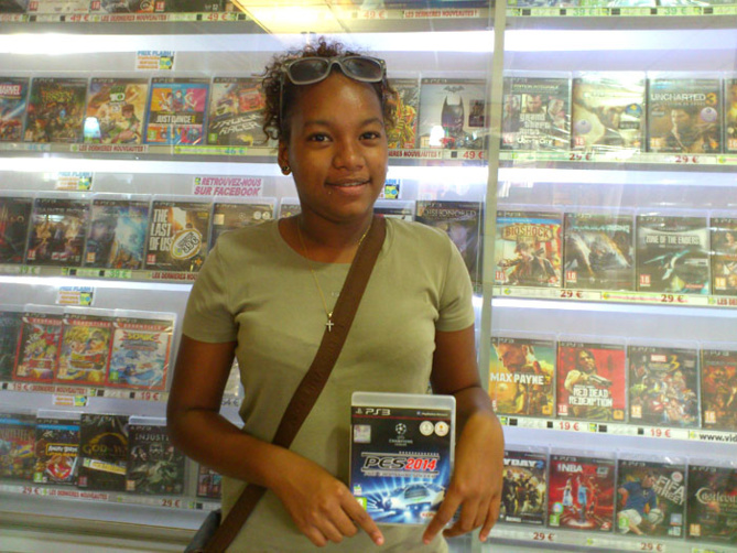 Audrey Salmon a gagné un jeu PRO EVOLUTION SOCCER 2014 sur Playstation Audrey Salmon a gagné un jeu PRO EVOLUTION SOCCER 2014 sur Playstation