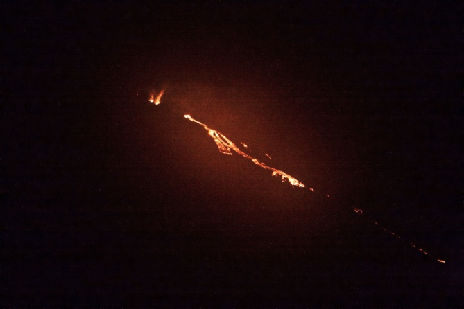Volcan: de nouvelles photos de l'éruption en cours!