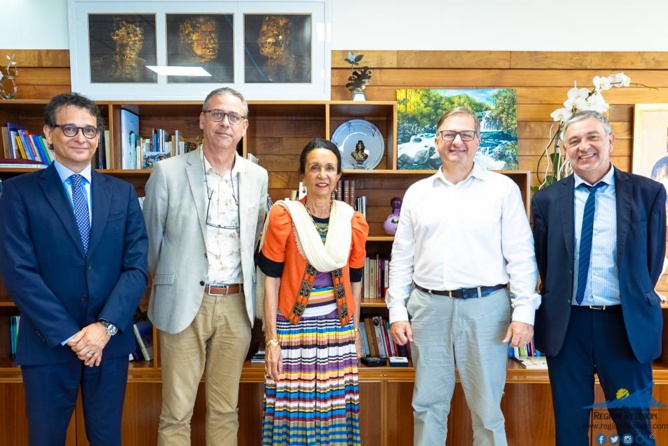 La présidente, Huguette Bello, a reçu Sylvain Waserman, Président de l’ADEME La présidente, Huguette Bello, a reçu Sylvain Waserman, Président de l’ADEME