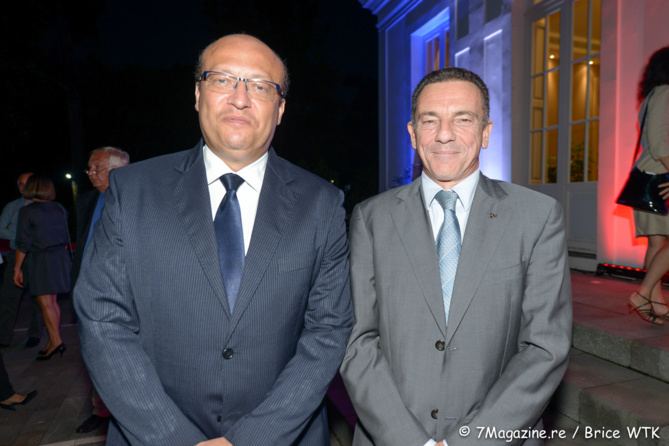 Frédéric Alory et Jean-Marc Grazzini, directeur adjoint d'Air Austral Frédéric Alory et Jean-Marc Grazzini, directeur adjoint d'Air Austral