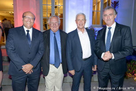 Frédéric Alory, Jean Jacques Roy, chef d'Escale Régional Océan Indien Air France, François Caillé et Frédéric Gagey