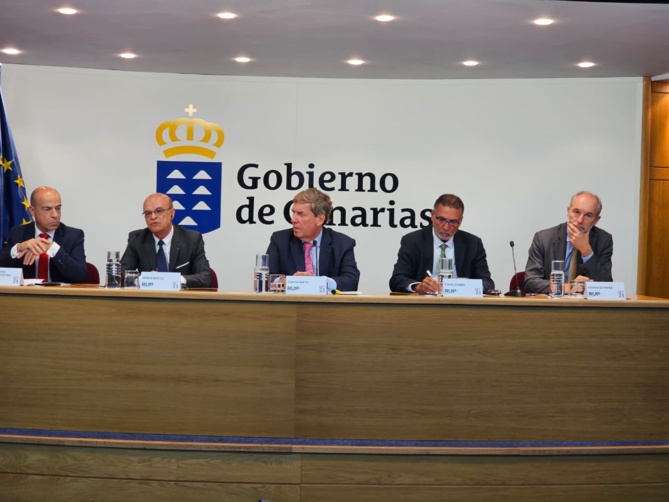 Insertion régionale des Régions Ultrapériphériques : plaidoyer en faveur d'une co-construction multi-niveaux Insertion régionale des Régions Ultrapériphériques : plaidoyer en faveur d'une co-construction multi-niveaux