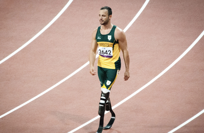 Libération conditionnelle accordée à Oscar Pistorius : une décision controversée Libération conditionnelle accordée à Oscar Pistorius : une décision controversée