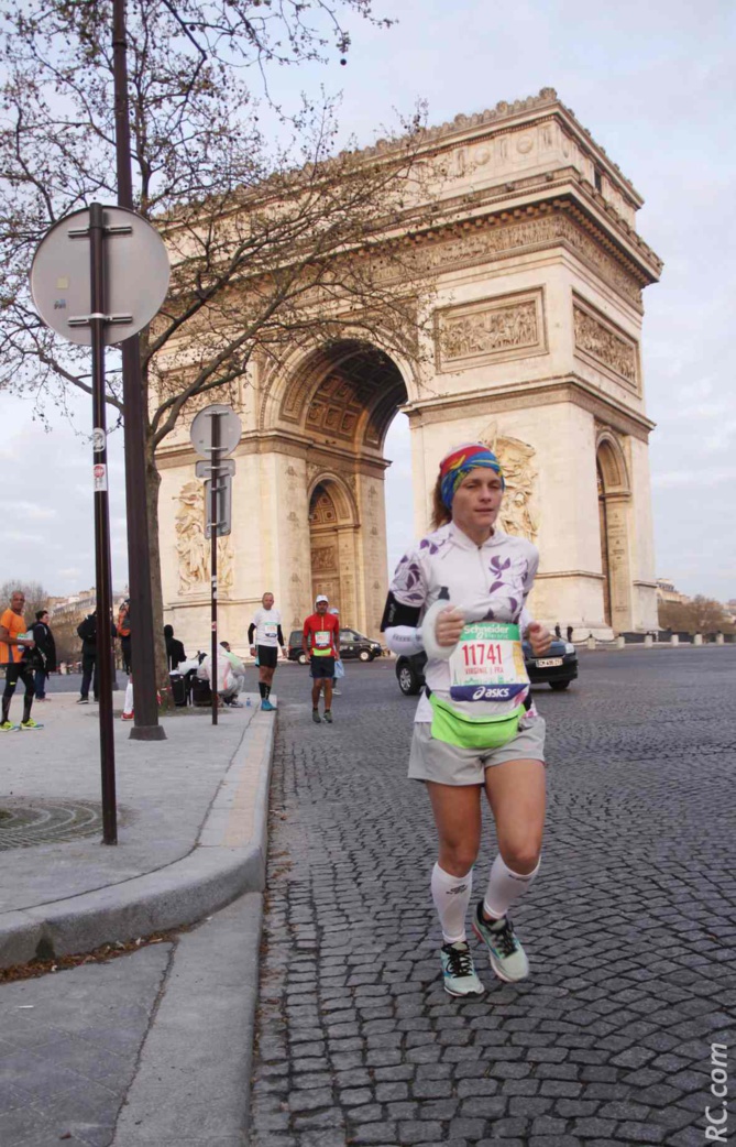 Marathon de Paris<br> La Réunion en l'air! Marathon de Paris<br> La Réunion en l'air!