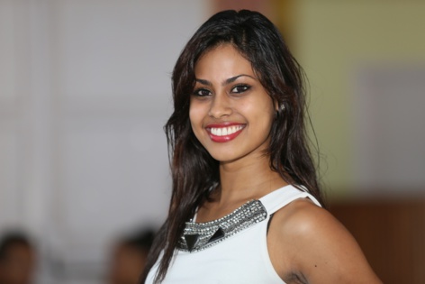 N°10: Ludwina Camy - 18 ans, 1,67m N°10: Ludwina Camy - 18 ans, 1,67m