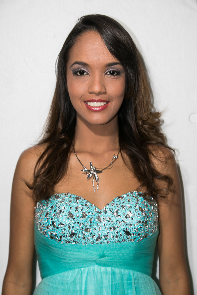 7. Vanessa ROBERT 20 ans, 1,72m - La Possession 7. Vanessa ROBERT 20 ans, 1,72m - La Possession