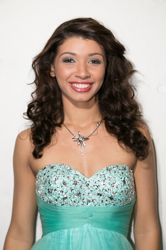 10. Julie HOARAU 19 ans, 1,76m - Saint-Denis 10. Julie HOARAU 19 ans, 1,76m - Saint-Denis