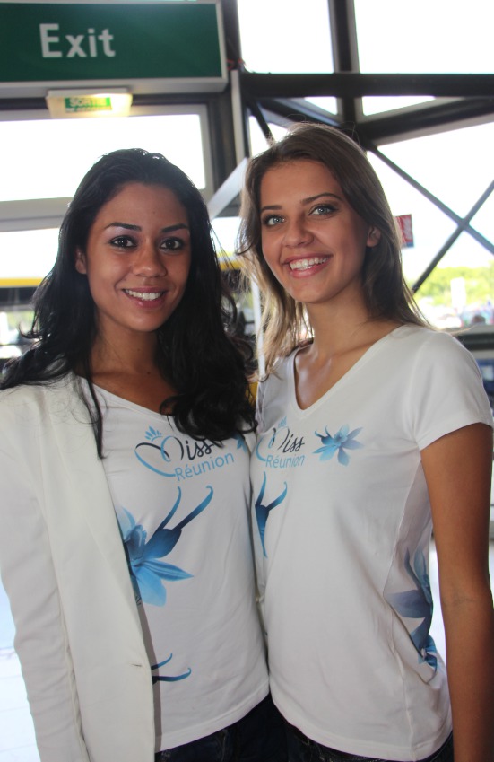 Le départ des candidates Miss Réunion 2015 pour Paris