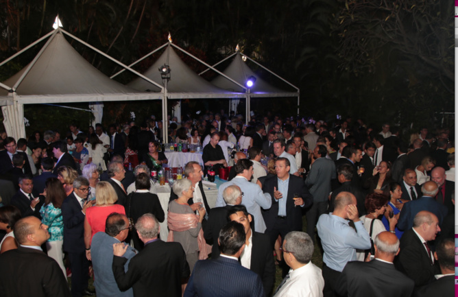 Plus de 900 personnes avaient été conviées dans les jardins de l'Hôtel de La BR Plus de 900 personnes avaient été conviées dans les jardins de l'Hôtel de La BR