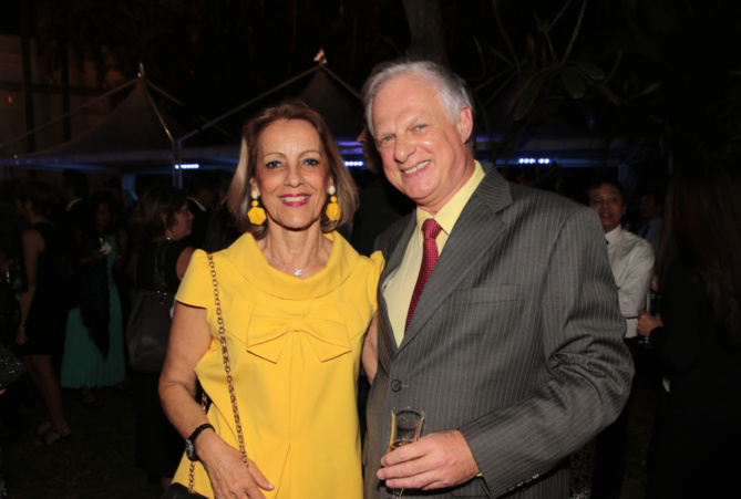 Françoise Cadet, pharmacien et Alain Tissier directeur de la Semir Françoise Cadet, pharmacien et Alain Tissier directeur de la Semir