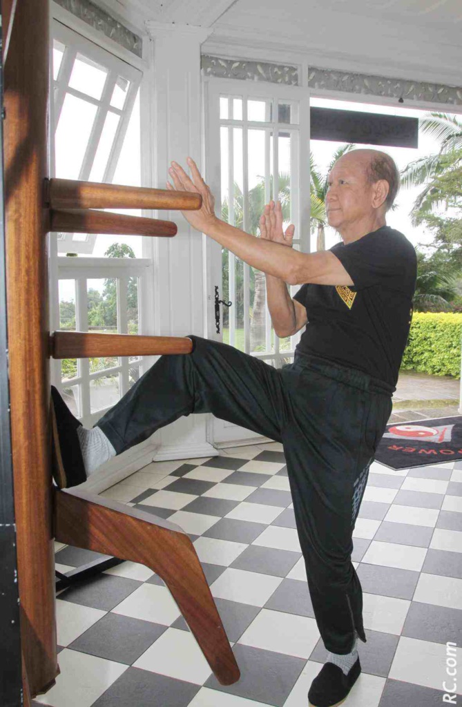 Travail au mannequin de bois…