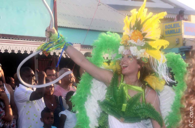 Une Miss amazone particulièrement applaudie Une Miss amazone particulièrement applaudie
