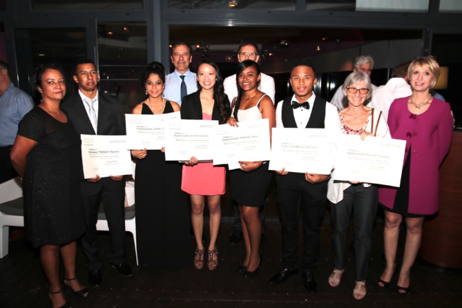 Les 6 lauréats qui on obtenu une bourse Les 6 lauréats qui on obtenu une bourse