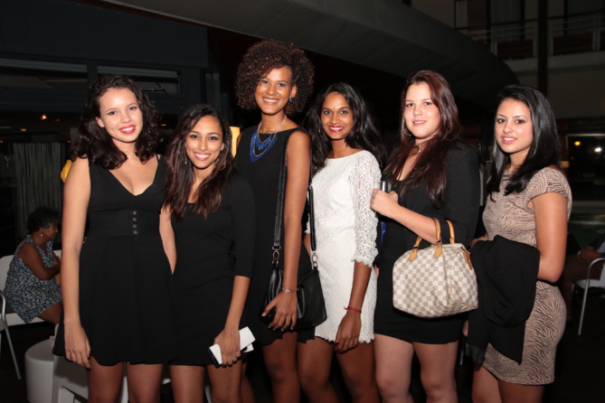 Encore des étudiantes... Encore des étudiantes...