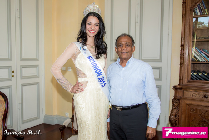 Azuima Issa, 1m81 aux côtés de Gilbert Annette Azuima Issa, 1m81 aux côtés de Gilbert Annette