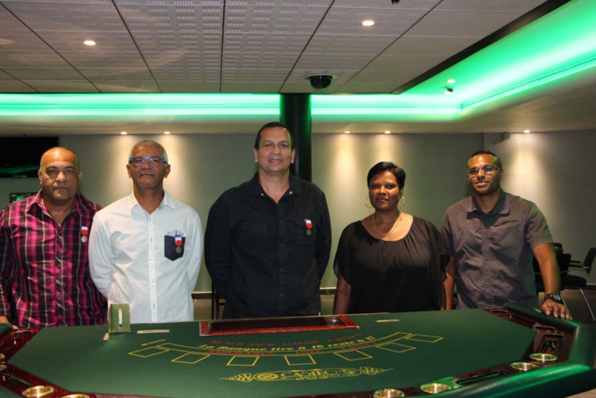 Casino de Saint-Denis<br>14 médaillés du travail 