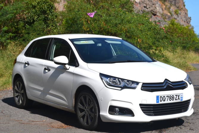 Nouvelle Gamme Citroën C4<br>Créativité et bien-être Nouvelle Gamme Citroën C4<br>Créativité et bien-être