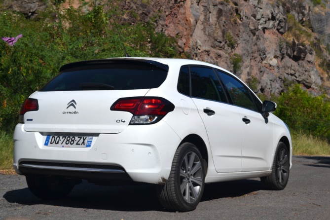 Une nouvelle signature Une nouvelle signature