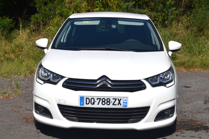 Nouvelle Gamme Citroën C4<br>Créativité et bien-être Nouvelle Gamme Citroën C4<br>Créativité et bien-être