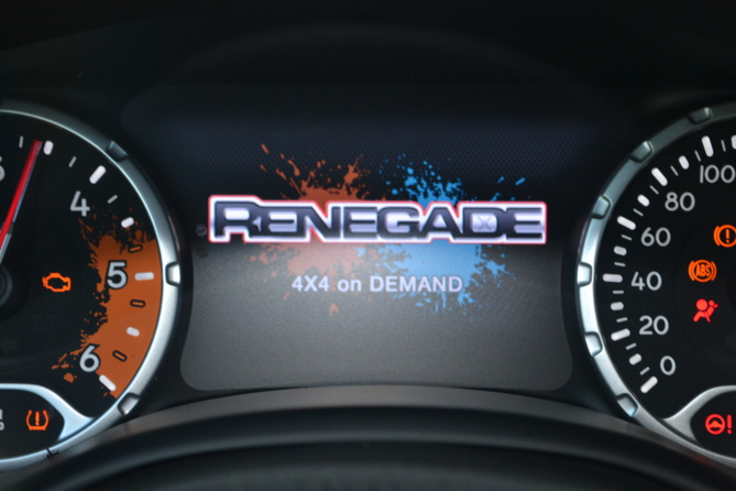 Jeep Renegade<br>Atypique et moderne Jeep Renegade<br>Atypique et moderne