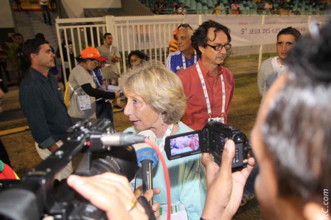 Catherine Paoli explique les raisons de cette «confiscation» aux journalistes. Catherine Paoli explique les raisons de cette «confiscation» aux journalistes.