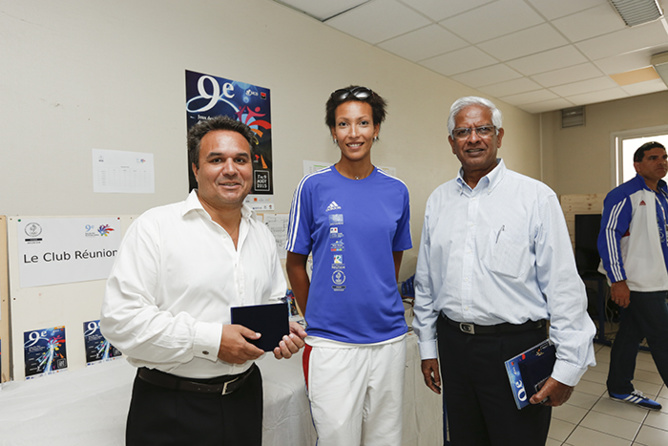 Didier Robert et Serge Camatchy avec Myriam Kloster