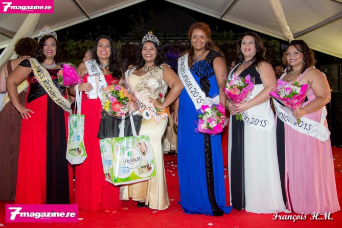 Sidji Rouag et ses dauphines avec Emmanuelle Clarisse Sidji Rouag et ses dauphines avec Emmanuelle Clarisse
