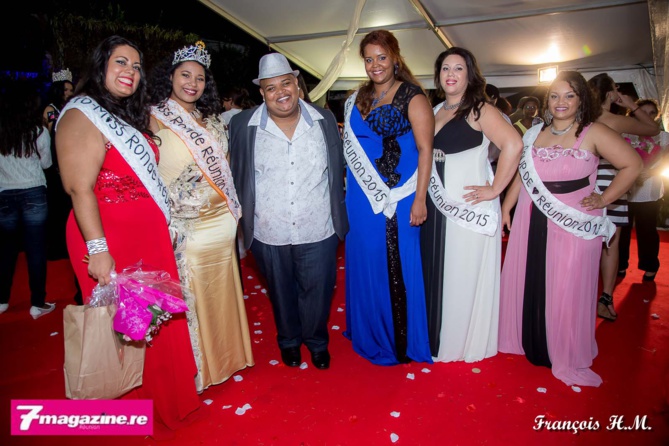 Maroni, présentateur habituel de cette élection, a mis du piment dans le show! Maroni, présentateur habituel de cette élection, a mis du piment dans le show!