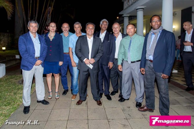 Jeux des Iles<br>Les athlètes réunionnais à la Préfecture</br> Jeux des Iles<br>Les athlètes réunionnais à la Préfecture</br>