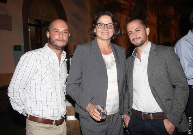 Yolaine Coste avec Emmanuel Robert et Gilles Michel de Réunion Edition Yolaine Coste avec Emmanuel Robert et Gilles Michel de Réunion Edition