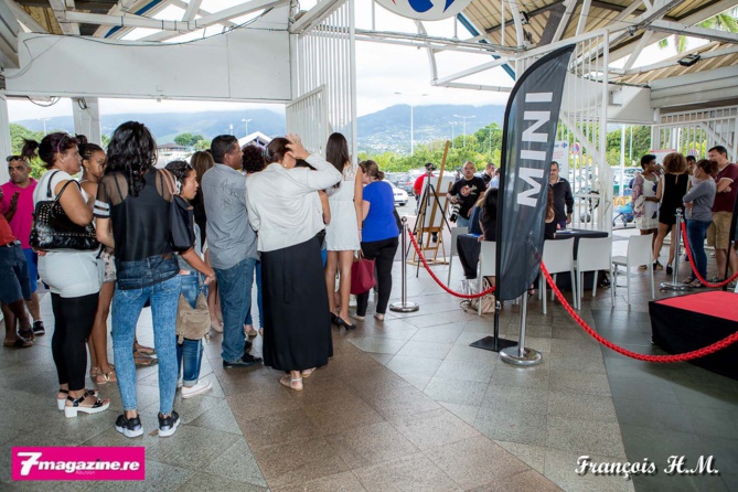 Et toujours plus de monde... Et toujours plus de monde...
