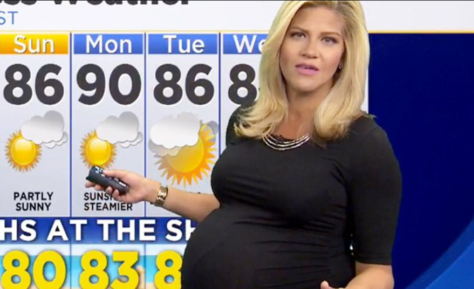 Injuriée par les téléspectateurs à cause de sa grossesse!