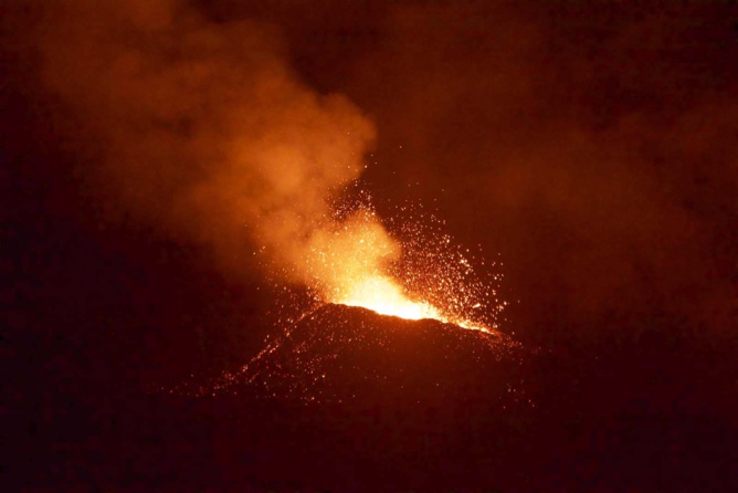 Le volcan hier soir...