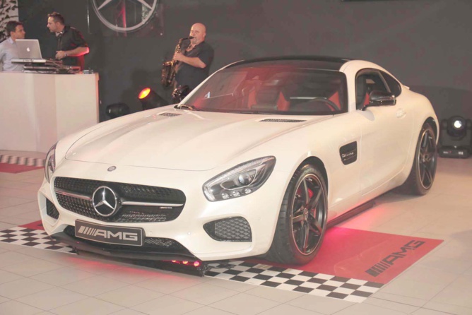 Mercedes dévoile son incroyable AMG... <Du rêve...>