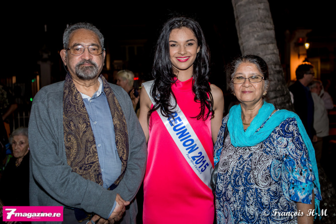 Avec Idriss Issop-Banian et son épouse Avec Idriss Issop-Banian et son épouse