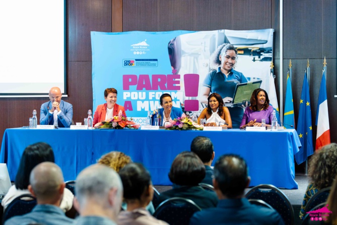 Clôture du Mois de la Formation Professionnelle à La Réunion Clôture du Mois de la Formation Professionnelle à La Réunion