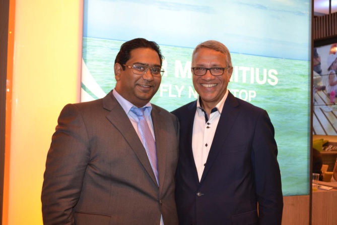 Kevin Ramkaloan, directeur MTPA (Ile Maurice) et Philippe Hitié, directeur général Summertimes Kevin Ramkaloan, directeur MTPA (Ile Maurice) et Philippe Hitié, directeur général Summertimes